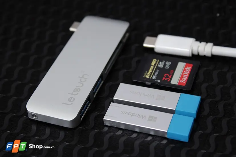 Hub chuyển đổi USB-C đa năng dần trở thành món phụ kiện không thể thiếu