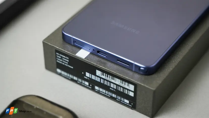 Galaxy S26 Ultra sạc 60W có nhanh hơn thế hệ trước không