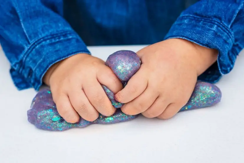 Đất nặn slam là gì? Hướng dẫn cách làm slime tại nhà đơn giản