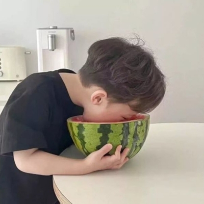 Avatar ảnh em bé cute 31