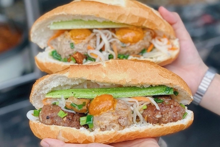 Bánh mì xíu mại Vũng Tàu (1)