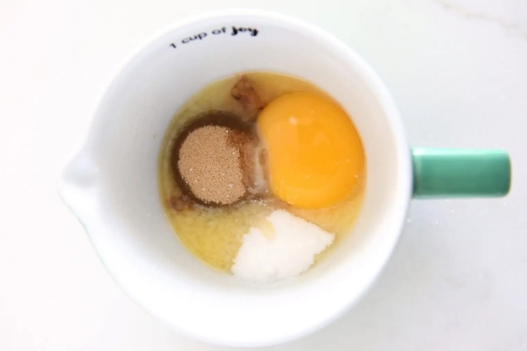 Bánh mug cake socola 4