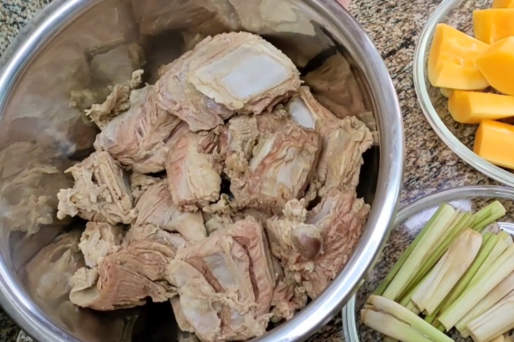 Bò hầm đu đủ 2