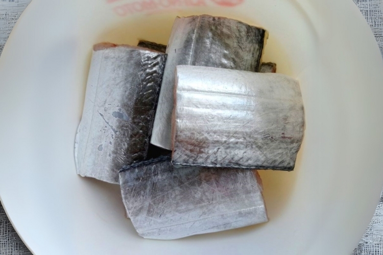 Cá hố kho nghệ 2