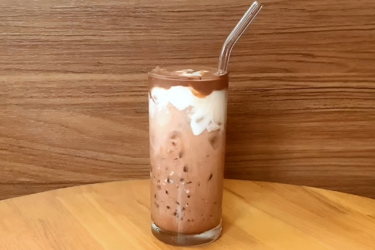 Lưu ngay bí kíp làm cacao dầm sữa chua cùng với trân châu trắng dẻo mềm thơm béo giải khát ngày hè