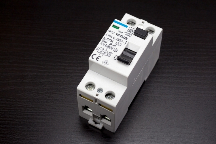 Cách chọn Aptomat điều hòa (1)