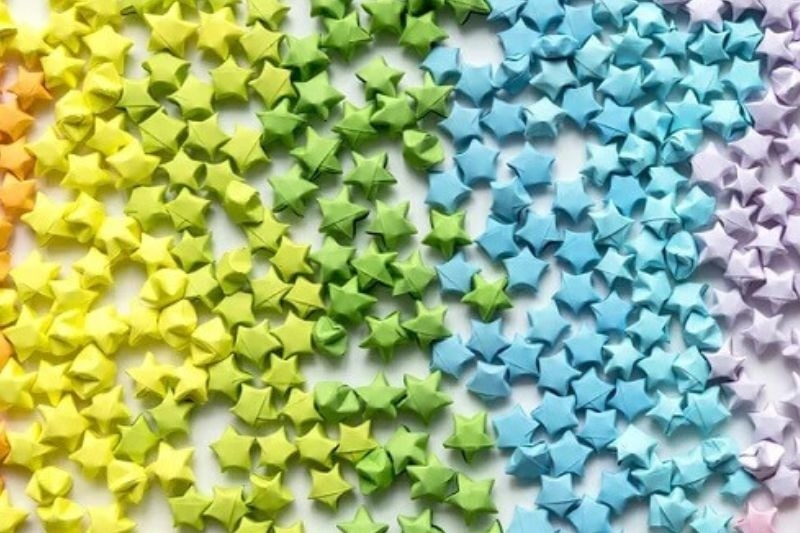 Cách gấp con bướm 15