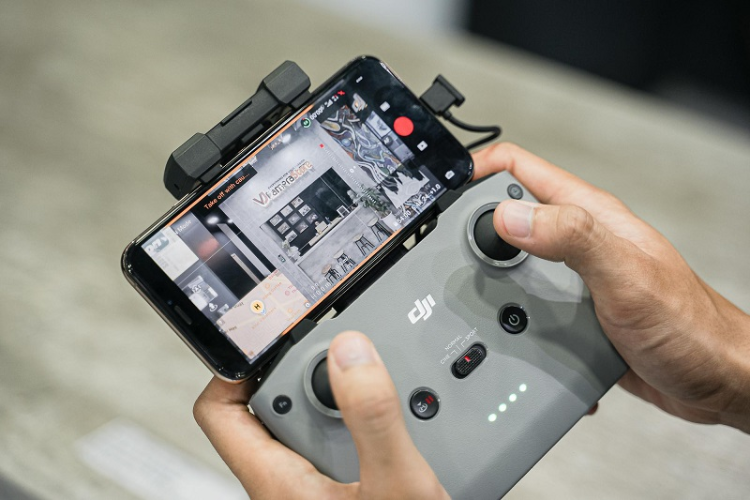 Cách kết nối Flycam Drone với điện thoại 1