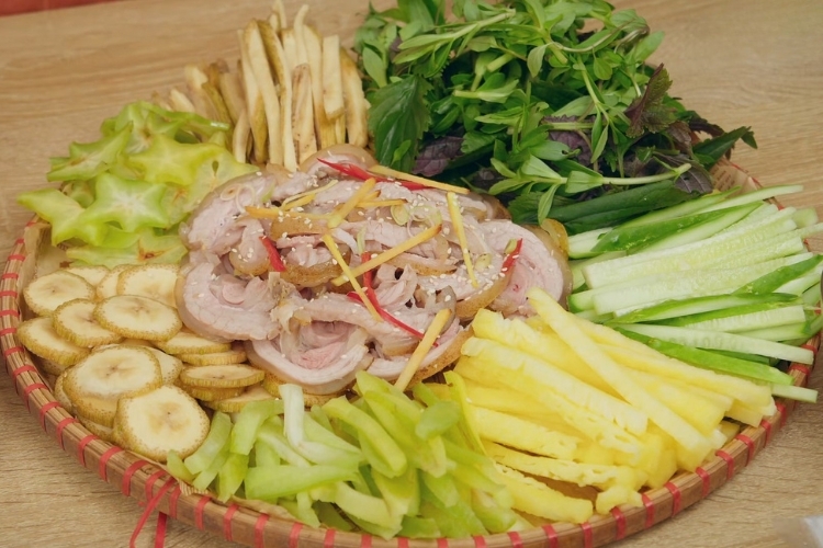 Vào bếp với cách làm bê hấp gừng sả thơm lừng, thịt mềm mọng, không hôi cực dễ tại nhà