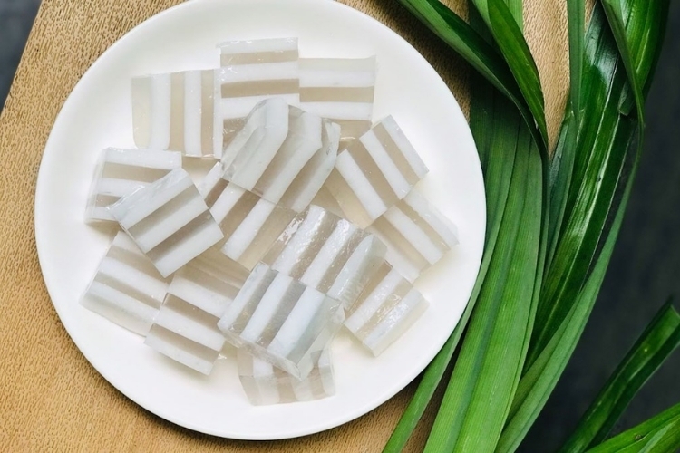 Cách làm rau câu nước cốt dừa ngon và béo (7)