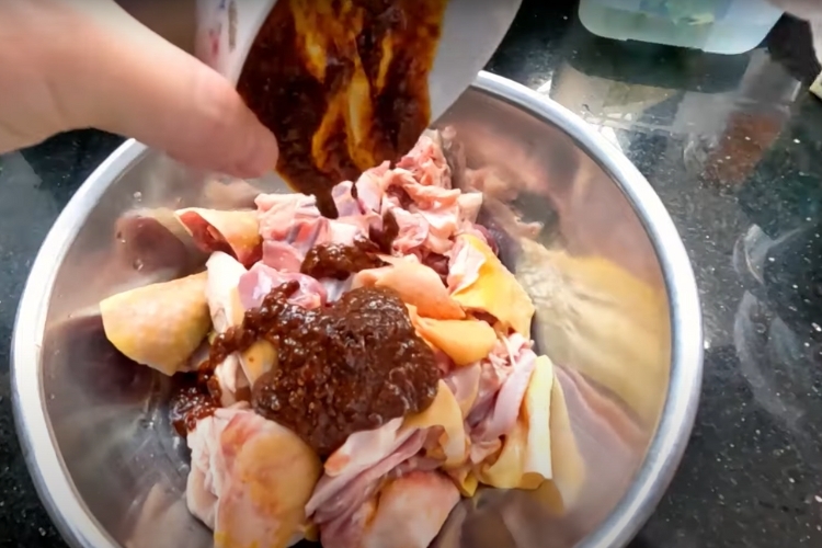 Cách nấu cà ri gà nước cốt dừa 4