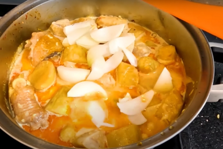 Cách nấu cà ri gà nước cốt dừa 7