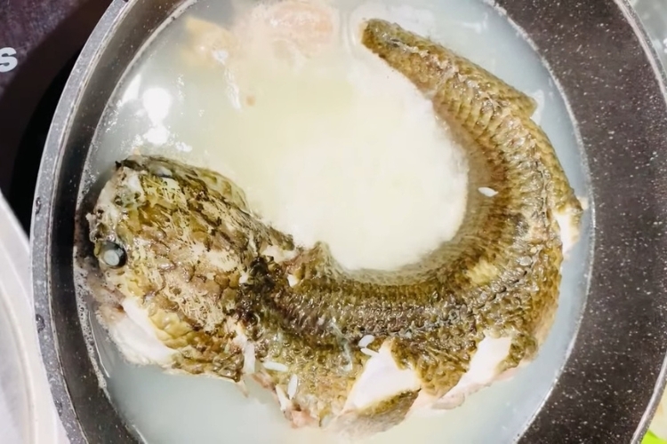 Cách nấu cháo cá ám Hà Nội (4)