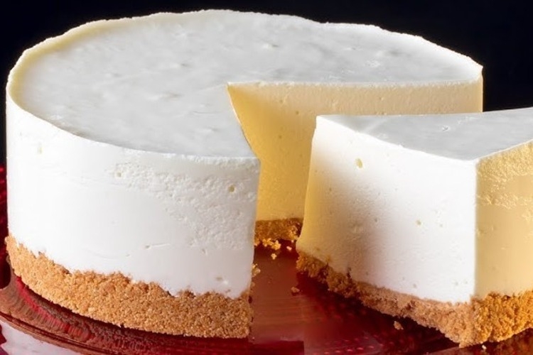 Bí quyết làm cheesecake sữa chua béo ngọt, mềm mịn, không cần lò nướng tại nhà
