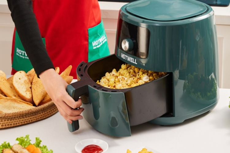 Có nên mua nồi chiên không dầu Hotwell 3