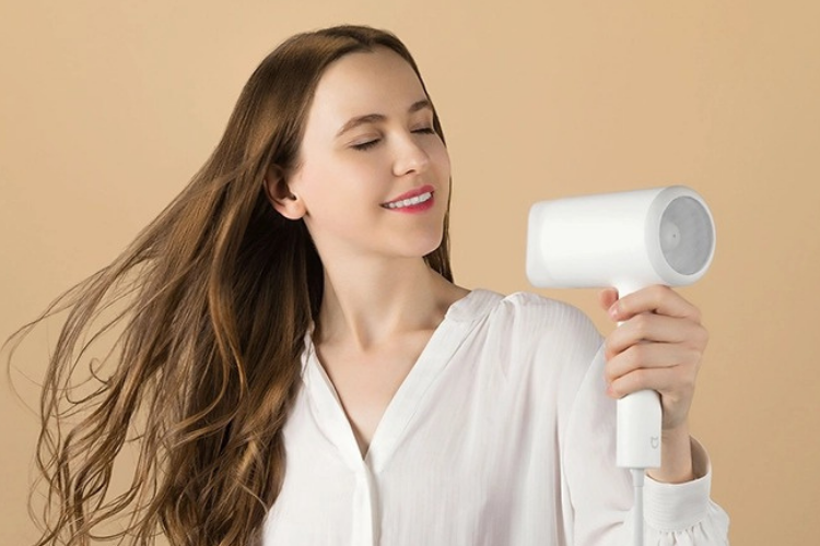 Mua máy sấy tóc ở đâu uy tín để chăm sóc tóc dễ dàng và tiện lợi mỗi ngày?