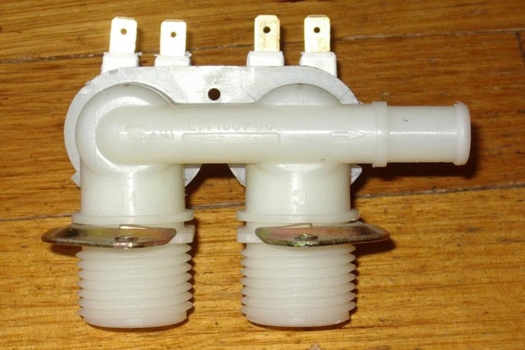 Giải pháp tối ưu khi van cấp nước đôi máy giặt Panasonic không hoạt động: Nguyên nhân và cách xử lý