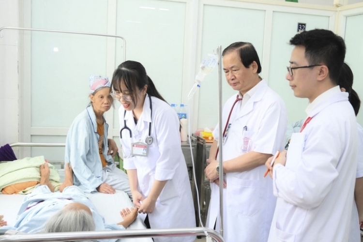 Điểm chuẩn Đại học Y Hà Nội năm 2025 (2)