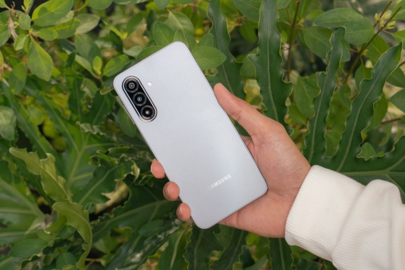 Điện thoại có NFC giá rẻ 2026 samsung.jpg