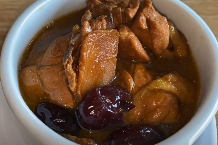 Gà nấu rượu trắng 5