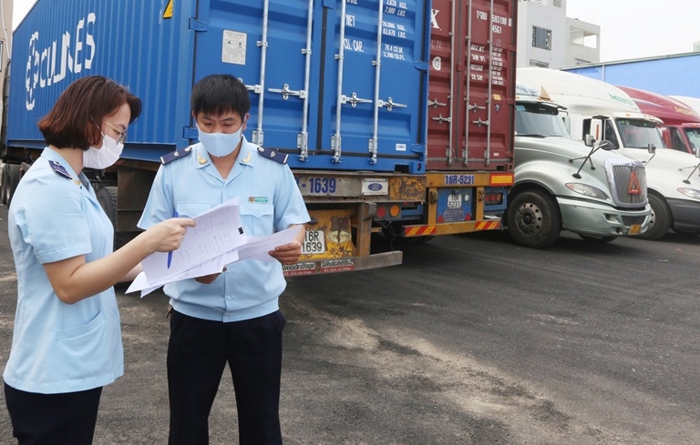 Customs clearance là danh từ chỉ quá trình thông quan hàng hóa