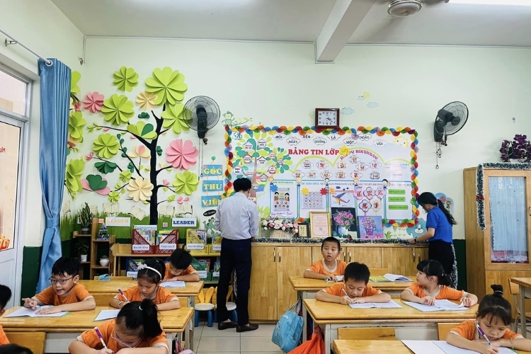 Hình ảnh trang trí lớp học thân thiện (2)