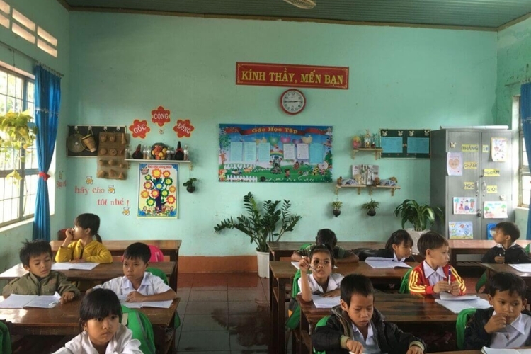 Hình ảnh trang trí lớp học thân thiện (7)