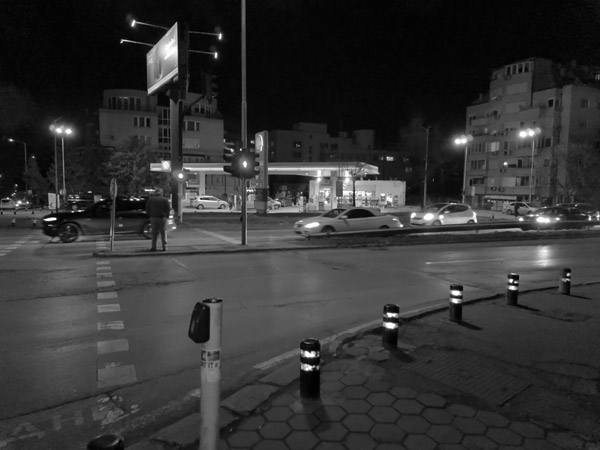 Camera hồng ngoại cho chất lượng khá ổn trong môi trường tối hoàn toàn