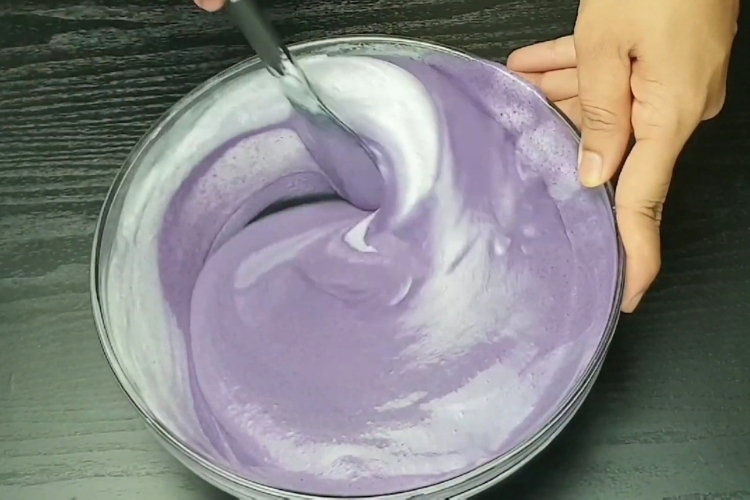 Kem việt quất ma cà rồng (9)