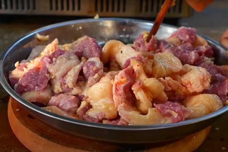 Lẩu bò nhúng lá giang 3