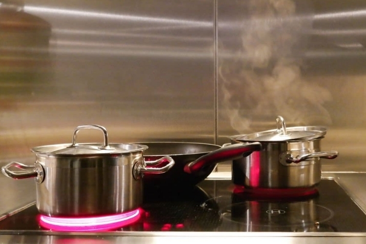 Lỗi E03 bếp hồng ngoại Sanaky (3)