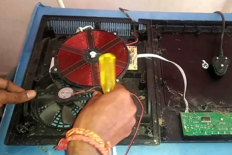 Lỗi E03 bếp hồng ngoại Sanaky (7)