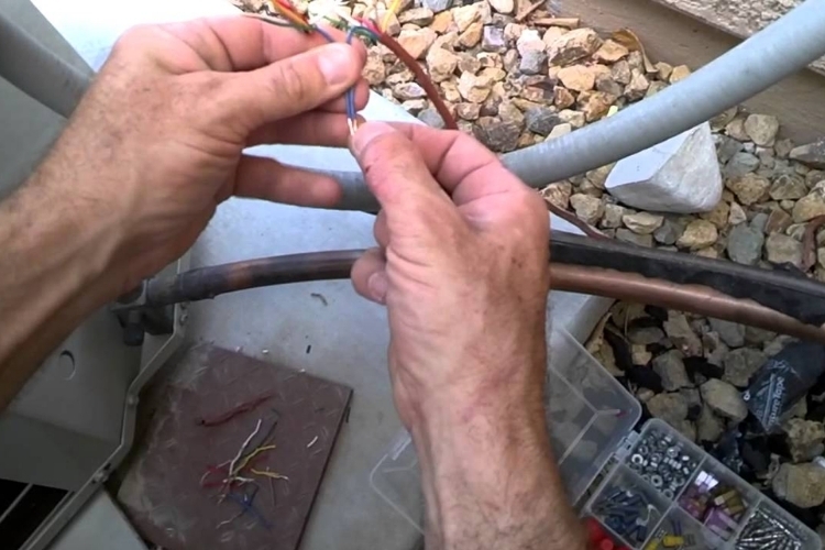 Lỗi F3 máy lạnh Aqua (5)