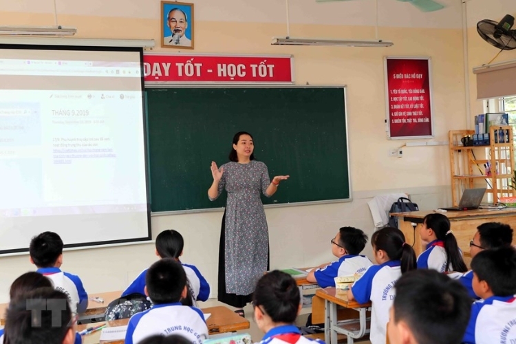 Vì sao nên gửi lời chúc 8/3 cho cô giáo?