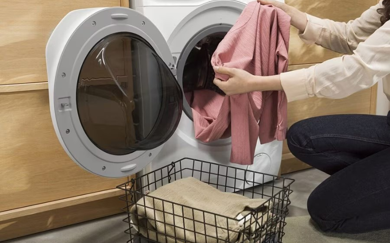 Máy giặt Electrolux có mùi hôi 3