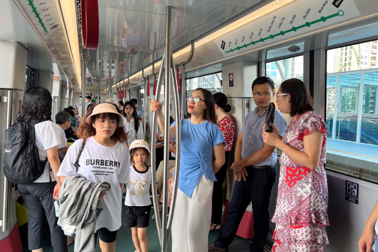Metro chạy đến mấy giờ 4
