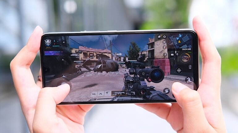 Nên mua điện thoại vivo hay Xiaomi v3.jpg