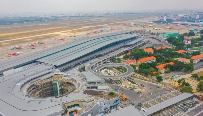 khu vực Tân Sơn Hòa bắt đầu hình thành các hoạt động dịch vụ, lưu trú và thương mại