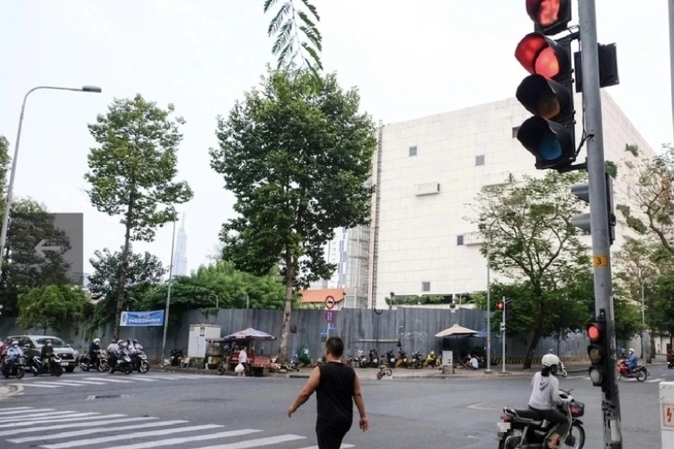 Rẽ phải khi đèn đỏ 9