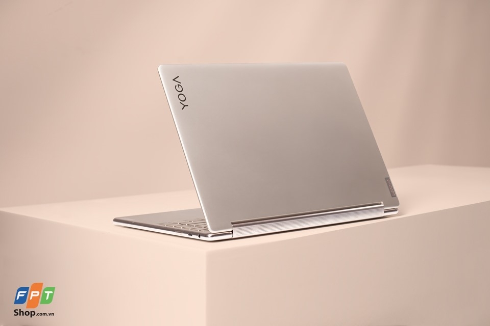 Mẫu laptop thiết kế sang trọng nhất hiện nay (Ảnh 4)