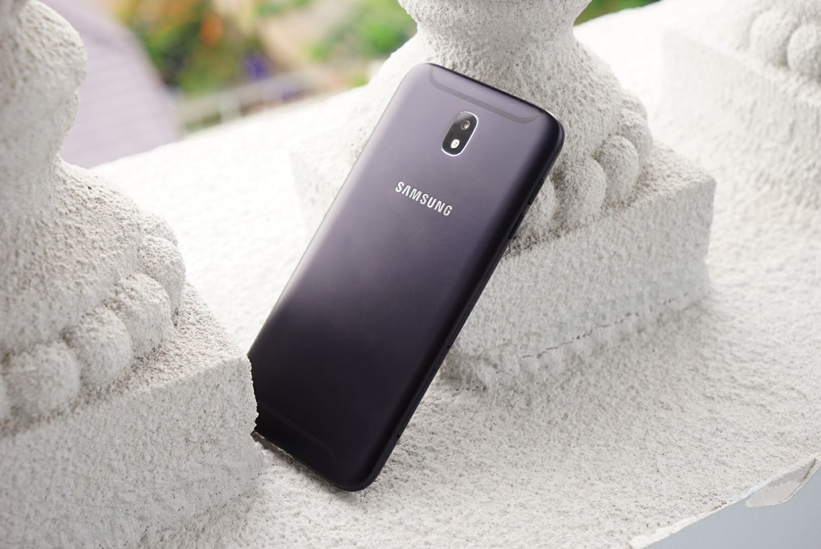 J7 Pro