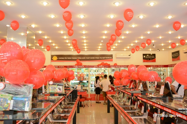 ASUS Transformer Book T200TA đang được xả hàng tại FPT Shop với giá 7,99 triệu đồng !!!