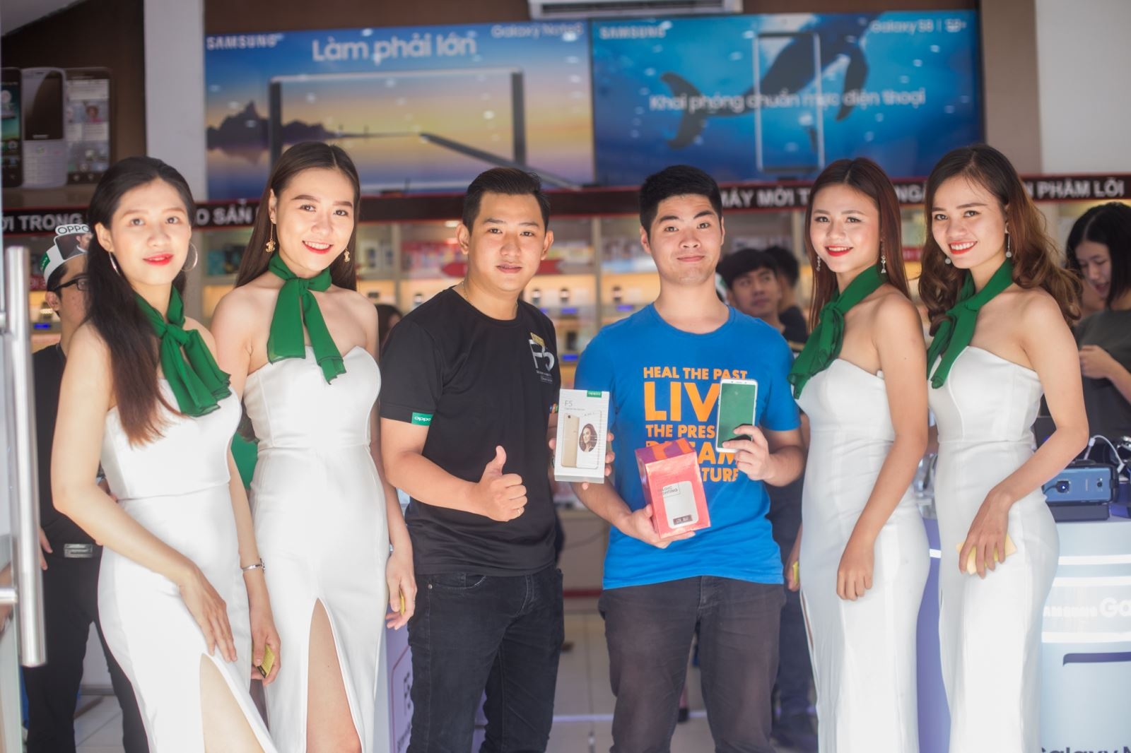 OPPO F5