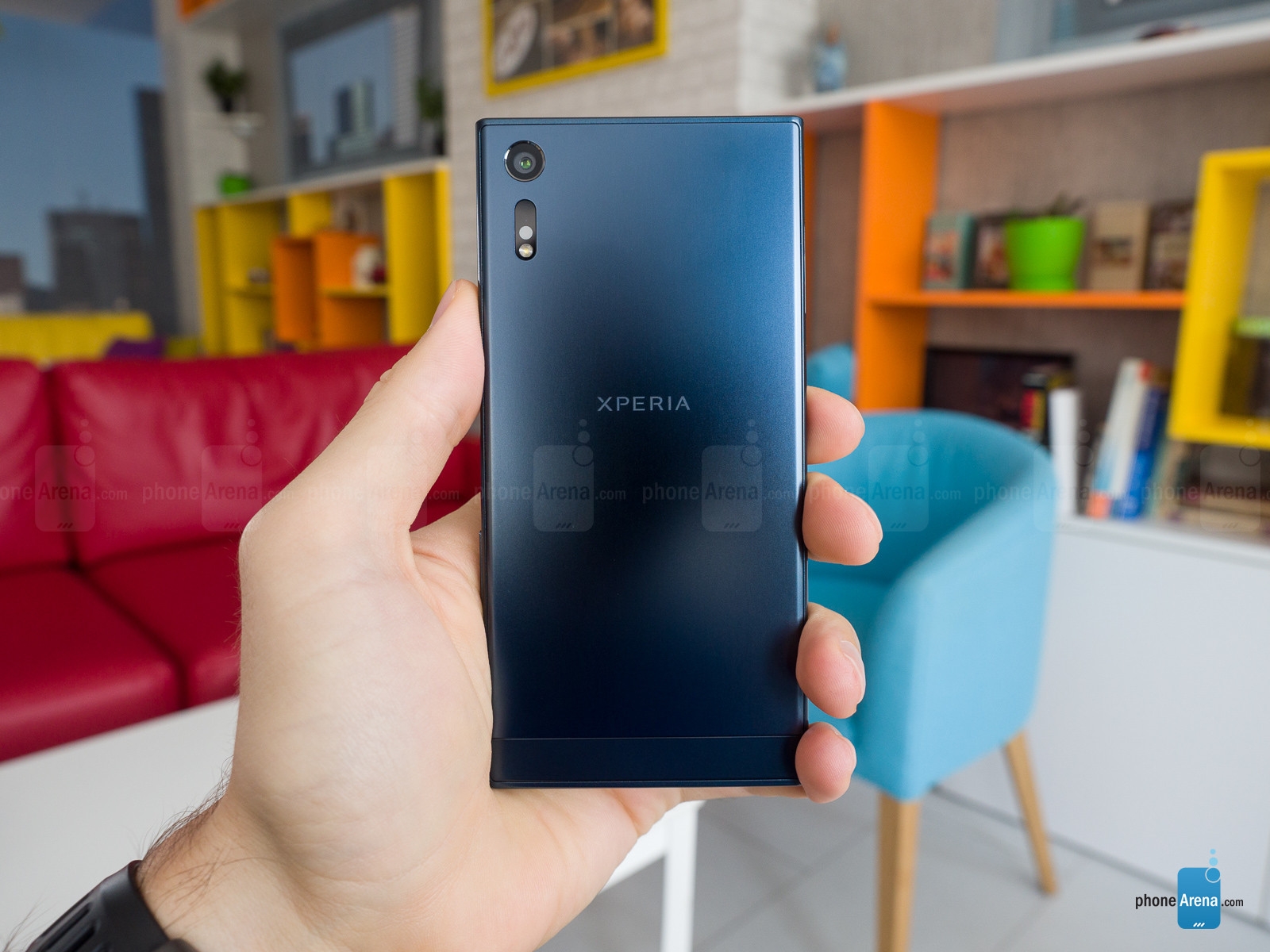 Mở hộp và cảm nhận đầu tiên về Sony Xperia XZ 4