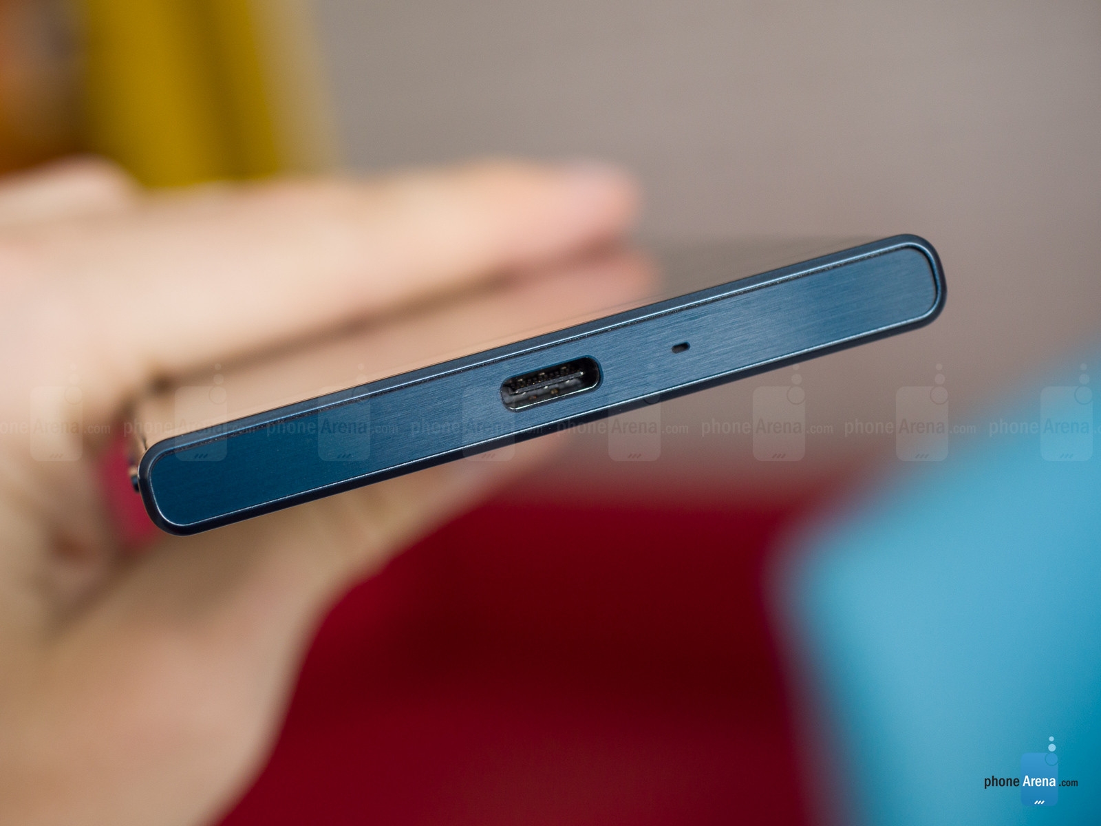 Mở hộp và cảm nhận đầu tiên về Sony Xperia XZ 7