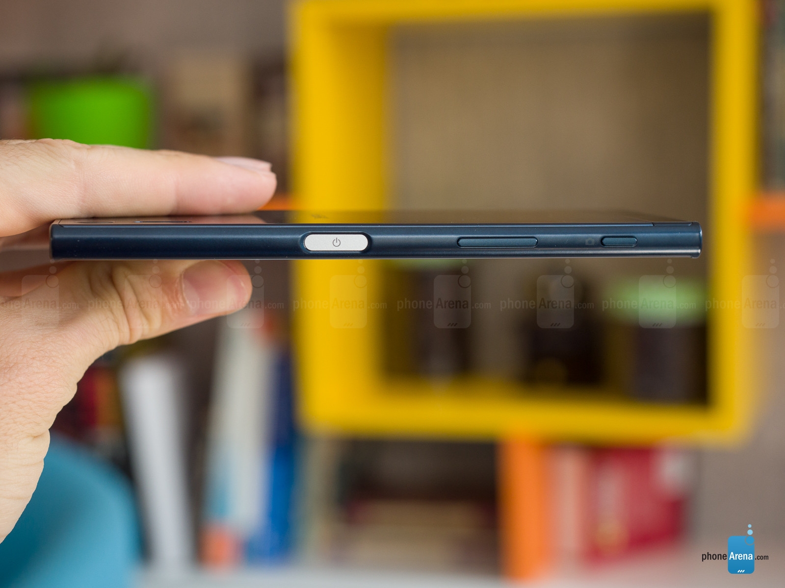 Mở hộp và cảm nhận đầu tiên về Sony Xperia XZ 9