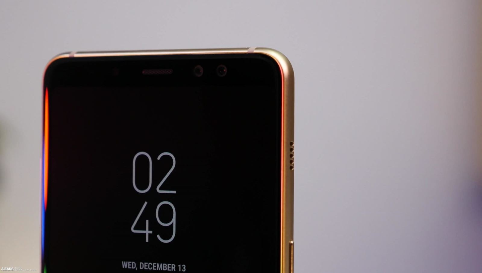 Bất ngờ xuất hiện nhiều hình ảnh trên tay Galaxy A8, Galaxy A8 Plus 2018