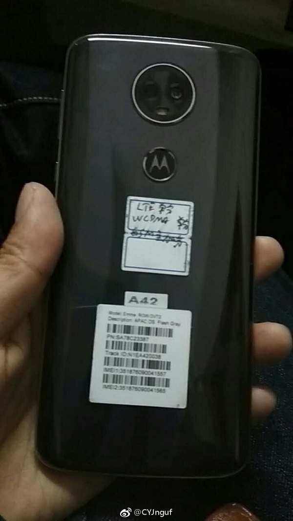 Moto E5 Plus lộ ảnh thực tế với màn hình 18:9, camera kép