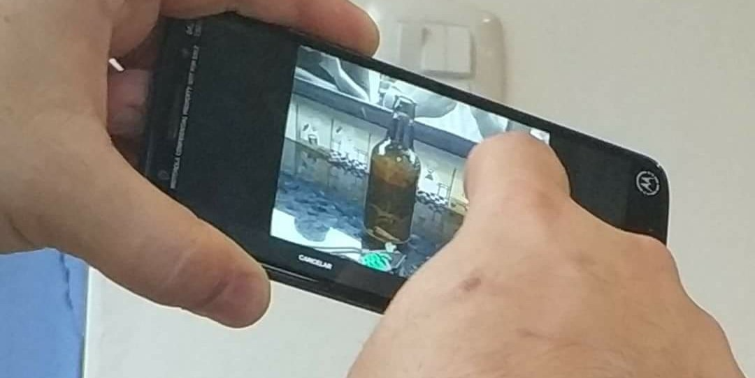 Moto G6 Plus bất ngờ lộ ảnh thực tế trên tay người dùng Moto G6 Plus bất ngờ lộ ảnh thực tế trên tay người dùng