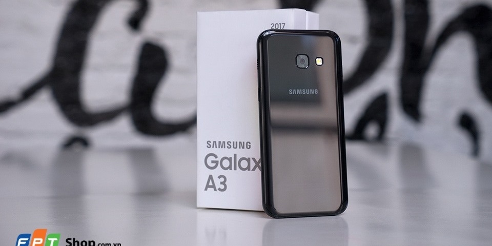 Mua Galaxy A3 2017 được tặng kèm gói bảo hiểm cực kỳ giá trị Mua Galaxy A3 2017 được tặng kèm gói bảo hiểm cực kỳ giá trị
